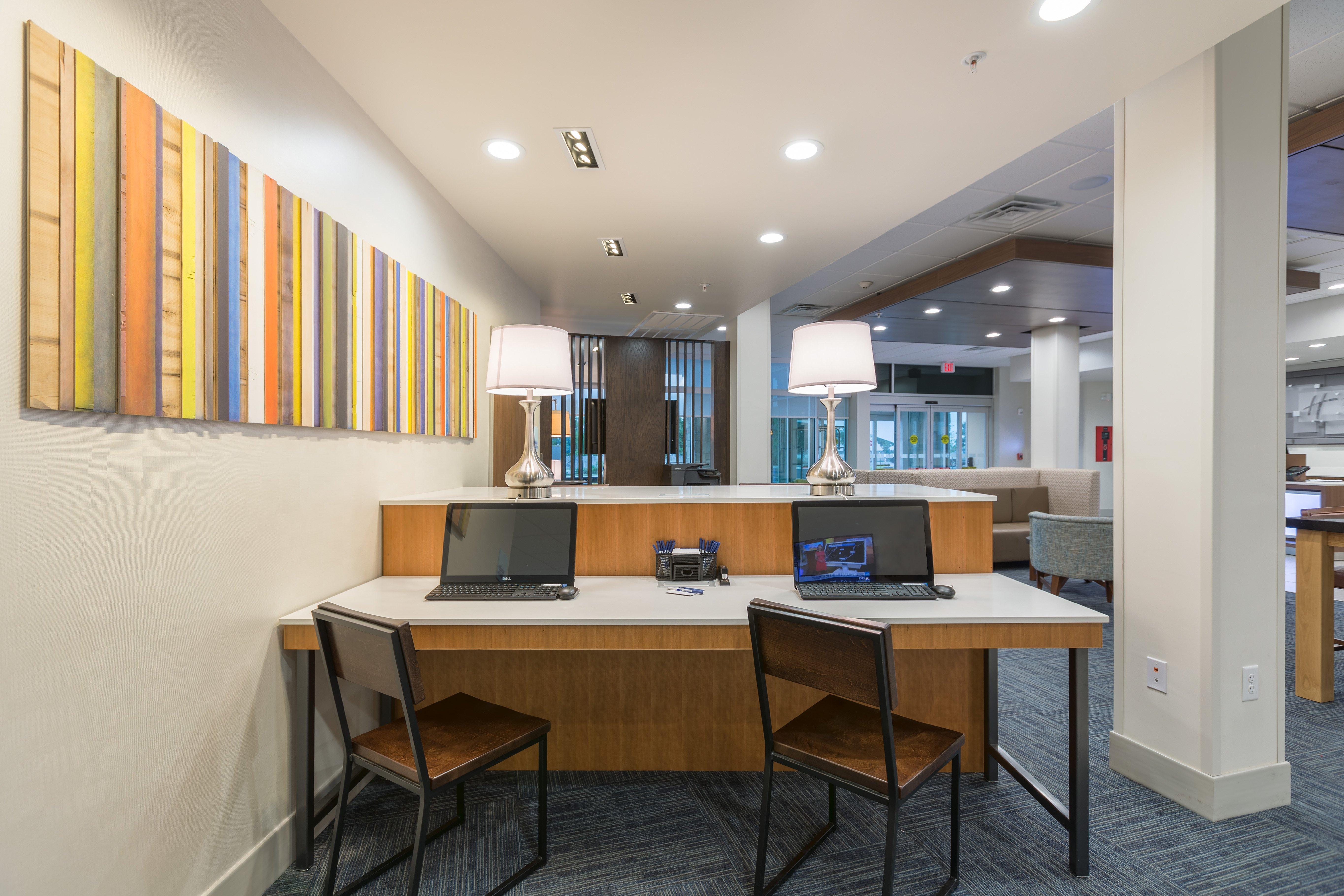 Express & - South By Ihg 3* San Marcos